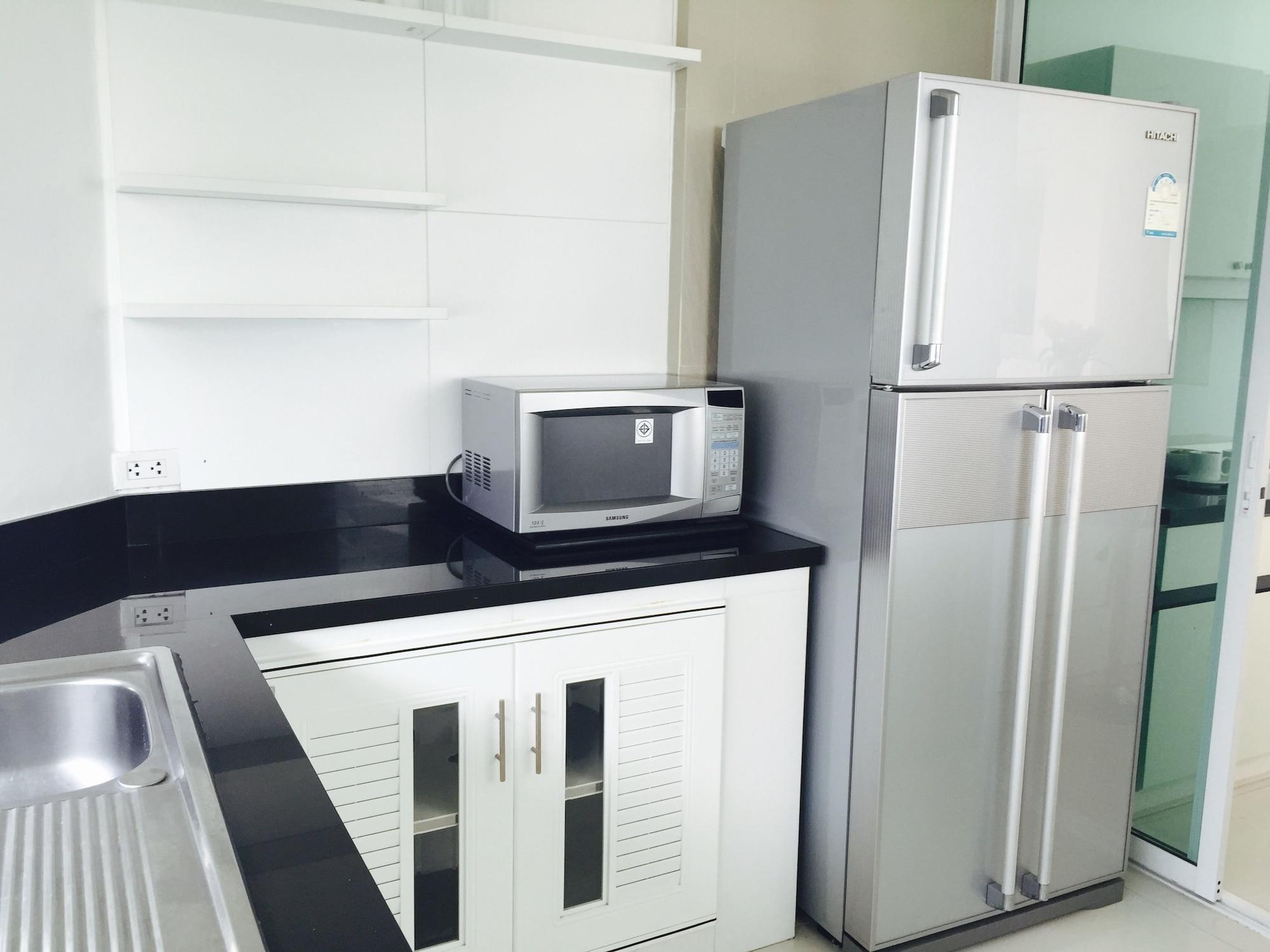 View Talay 6 Condominium By Honey Pattaya Esterno foto