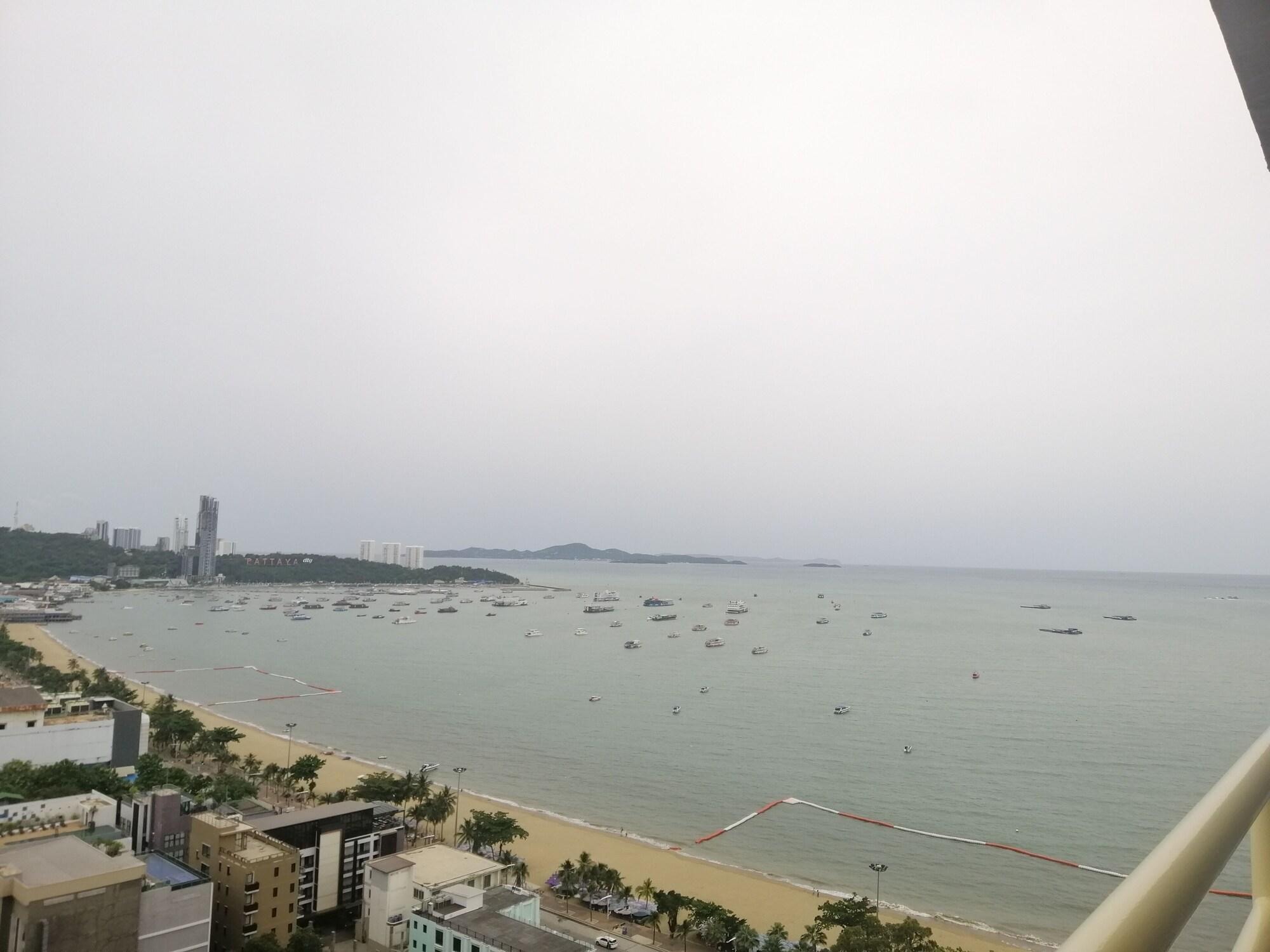 View Talay 6 Condominium By Honey Pattaya Esterno foto