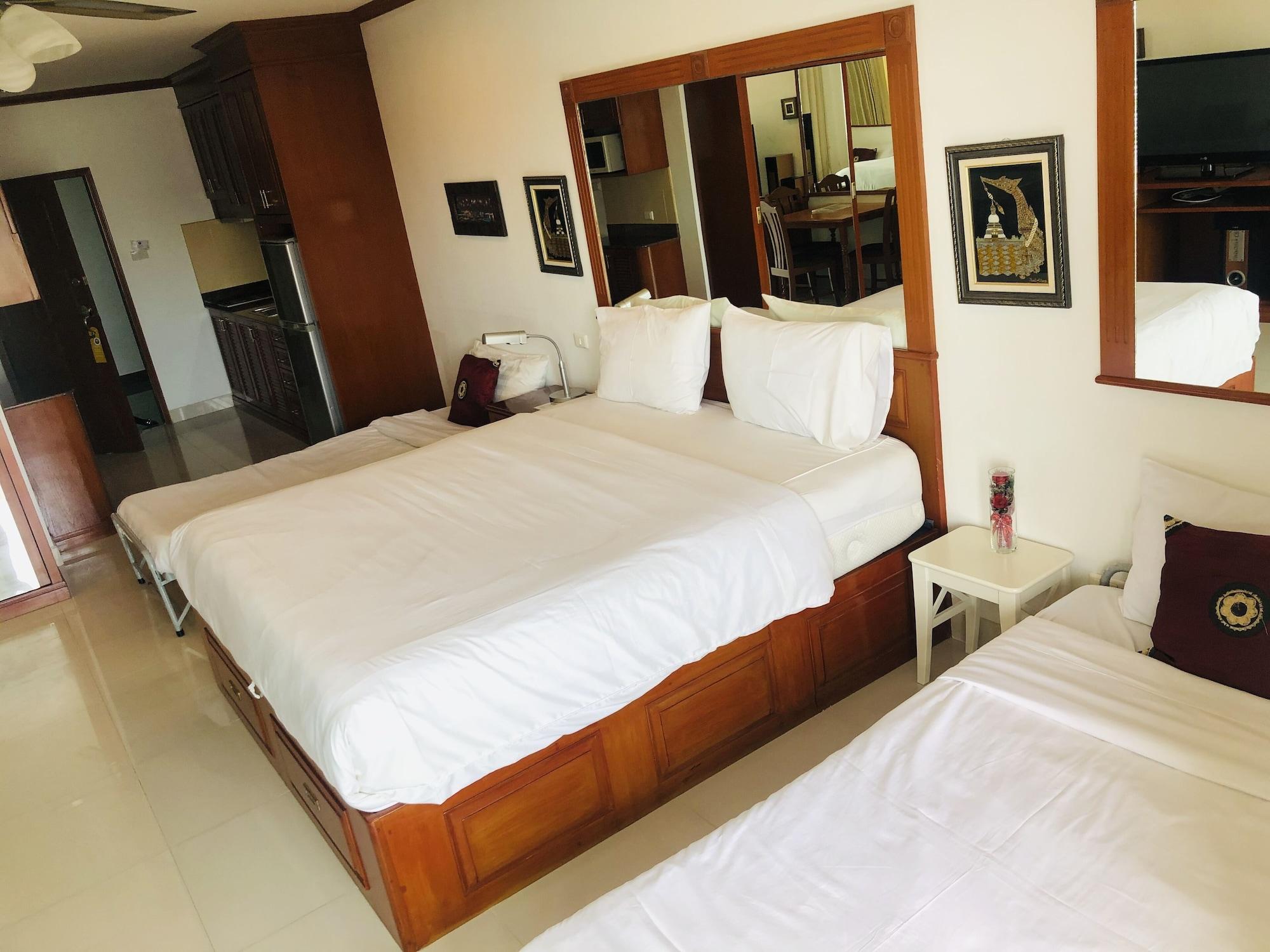 View Talay 6 Condominium By Honey Pattaya Esterno foto